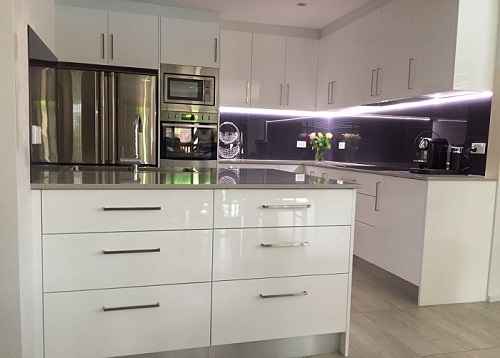 معایب کابینت پلی اورتان